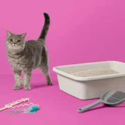 Up & Up Lightweight Scented Clumping Cat Litter - 7.5lbs - Up&up™